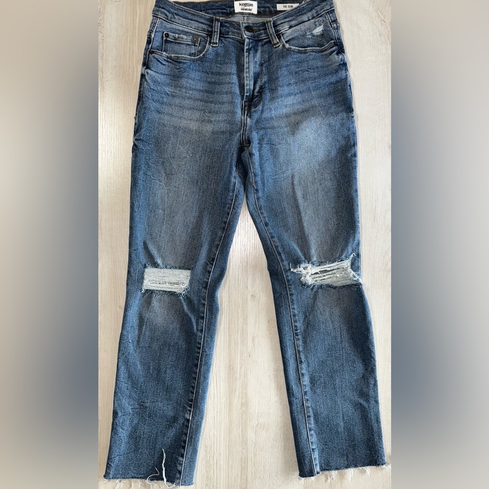 Jeans - Picture 2 of 3